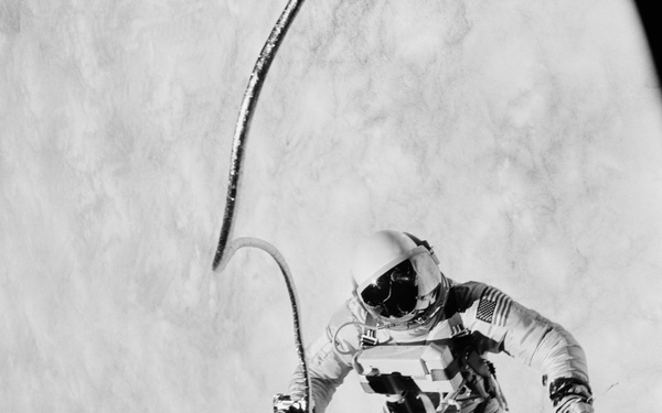 EVA - ASTRONAUT EDWARD H. WHITE II - MISC. - OUTER SPACE