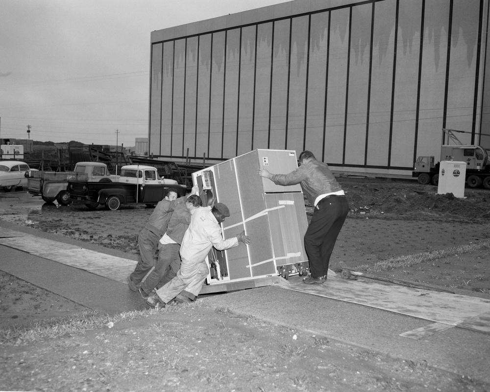 TRANSFER OF IBM SECTION AT U. OF H. TO SITE