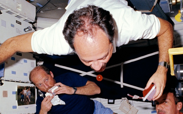 STS-26 crew activities