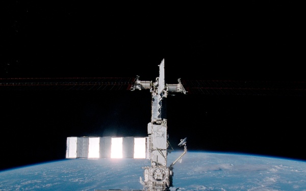 View of the ISS taken during final flyaround of STS-100