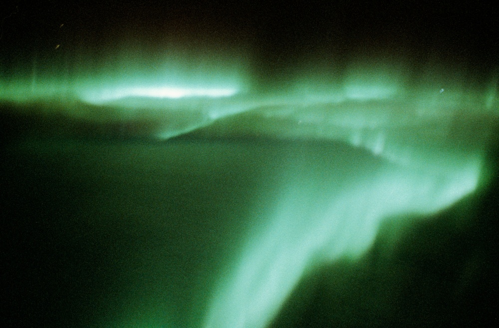 Aurora observed from Endeavour during STS-68