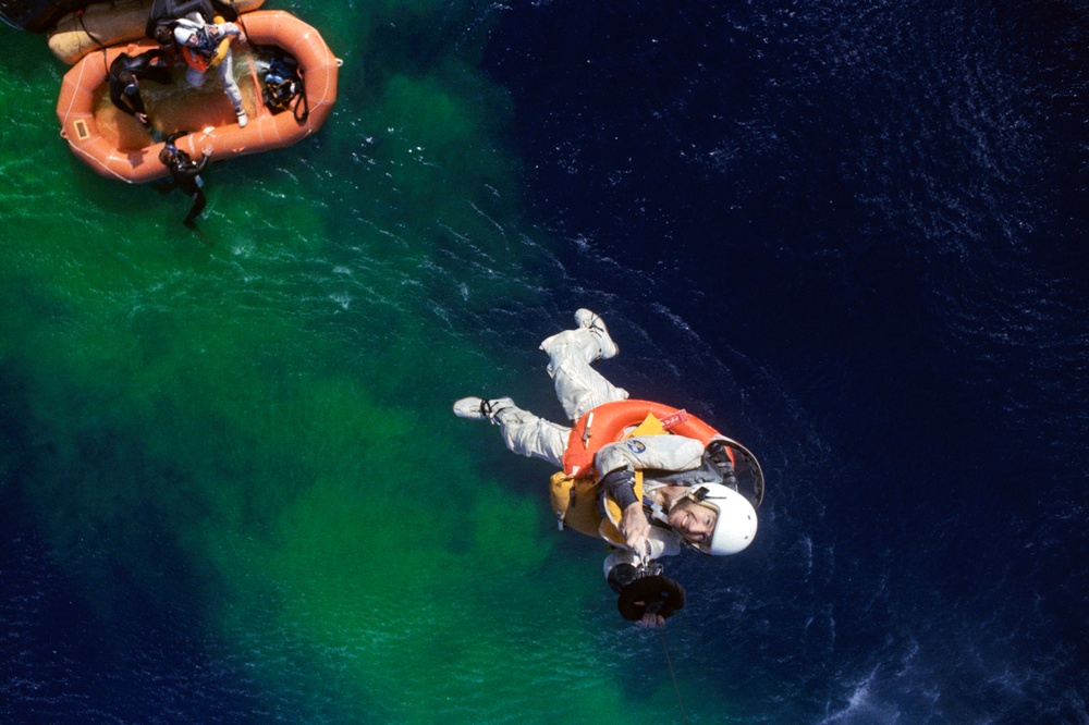 ASTRONAUT JAMES A. LOVELL, JR. - MISC. - GT-7 RECOVERY