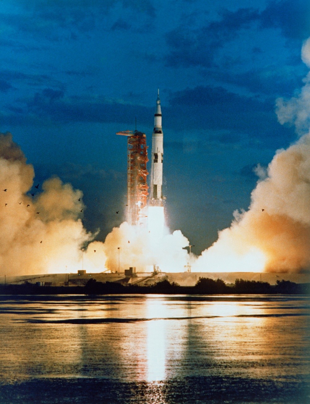Launching of the Apollo 4 unmanned space mission