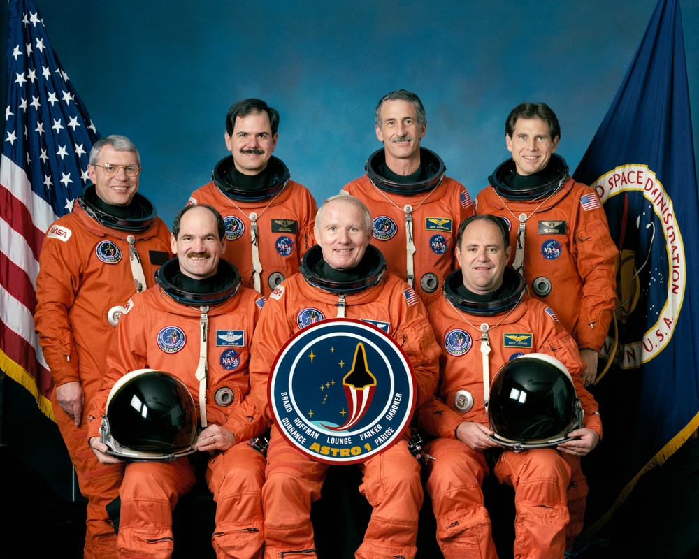 STS-35 official crew portrait