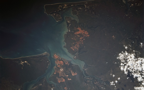 Earth observations taken from shuttle orbiter Columbia during STS-87 mission