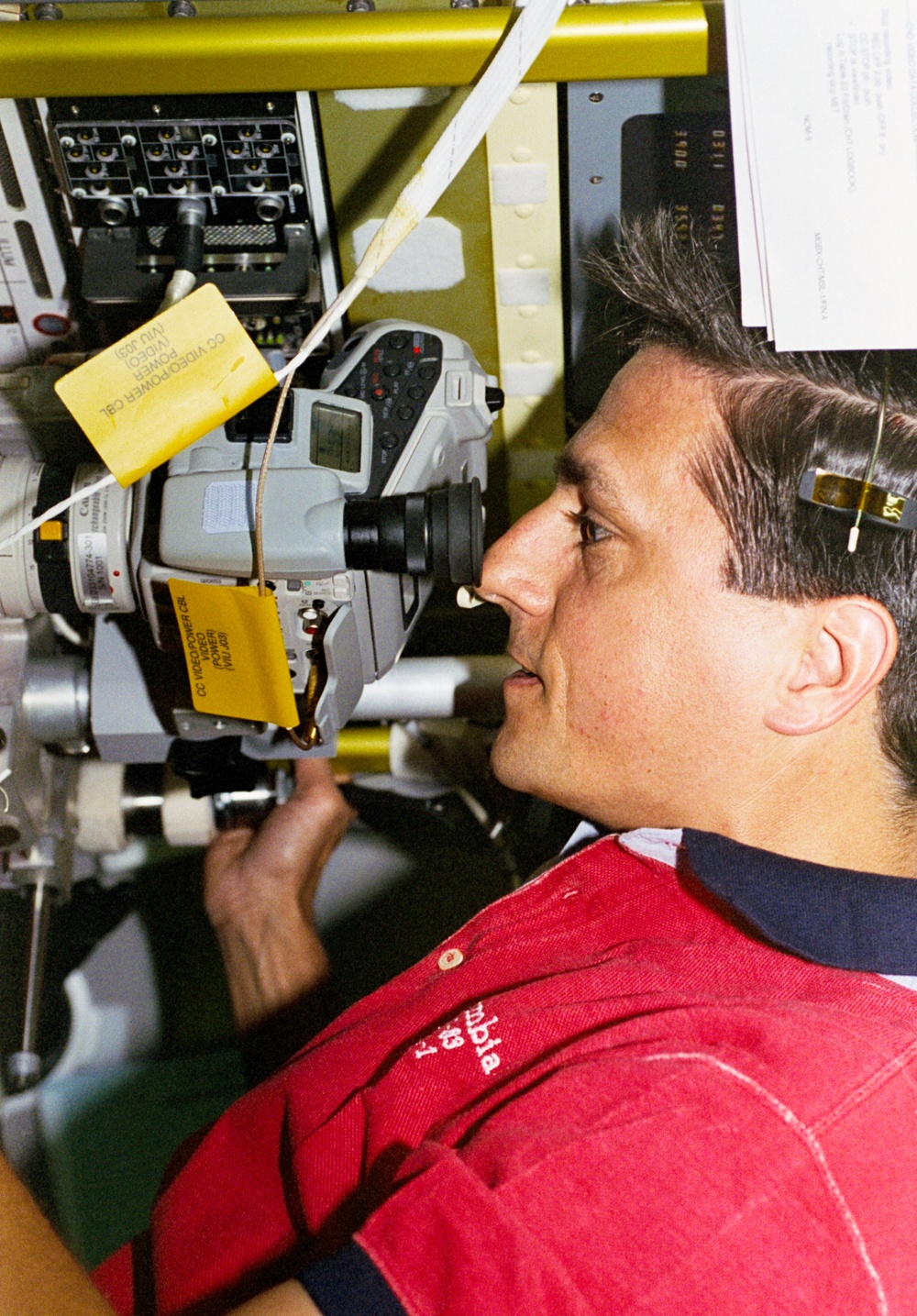 CRT MGBX - Thomas records experiment with video camera