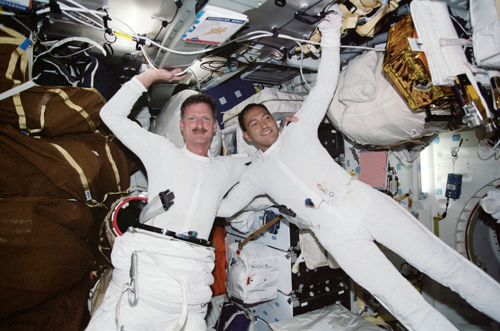 MS Tanner and MS Noriega pose in LCVGs prior to the third EVA of STS-97