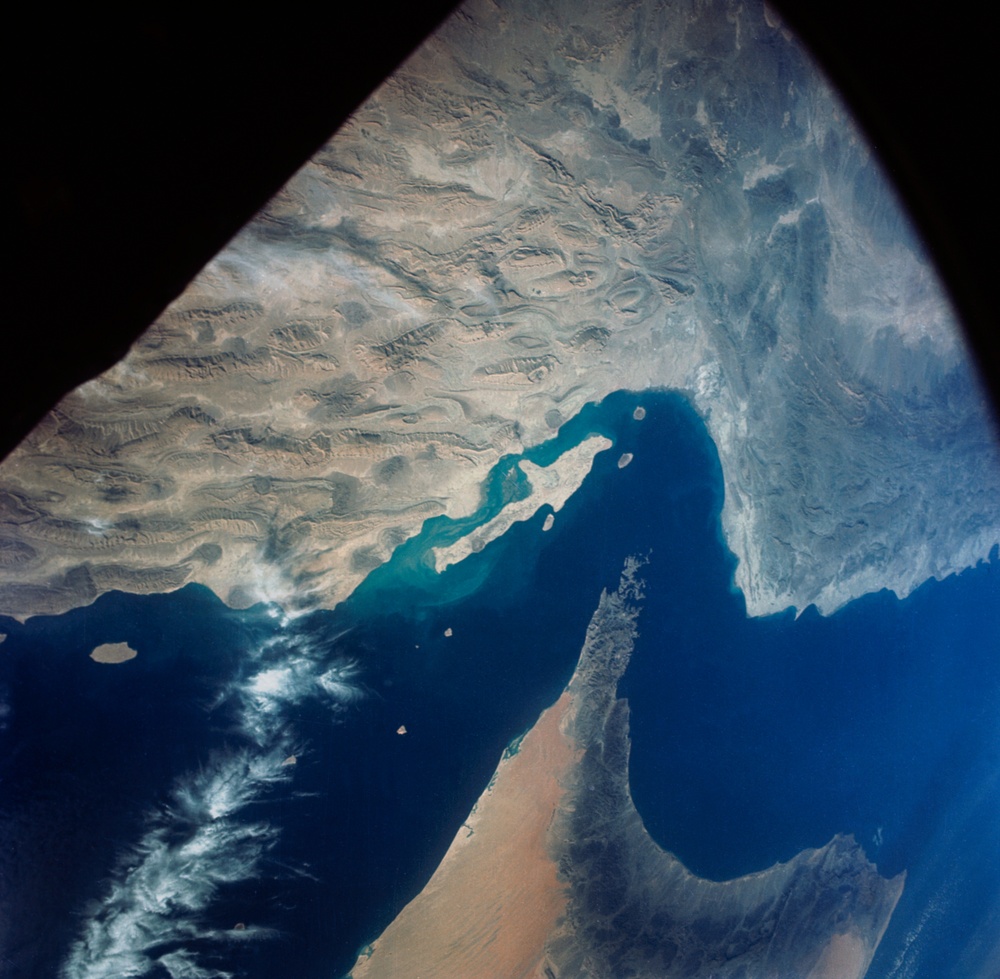 GT-12 - EARTH SKY - IRAN, PERSIAN GULF