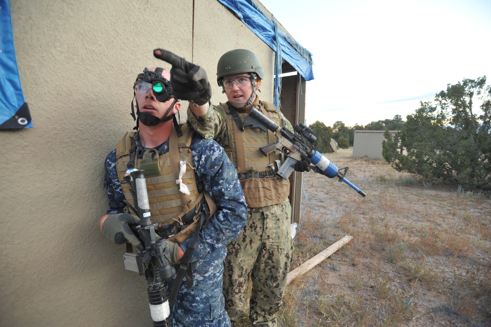 Fort Carson sailors receive combat training