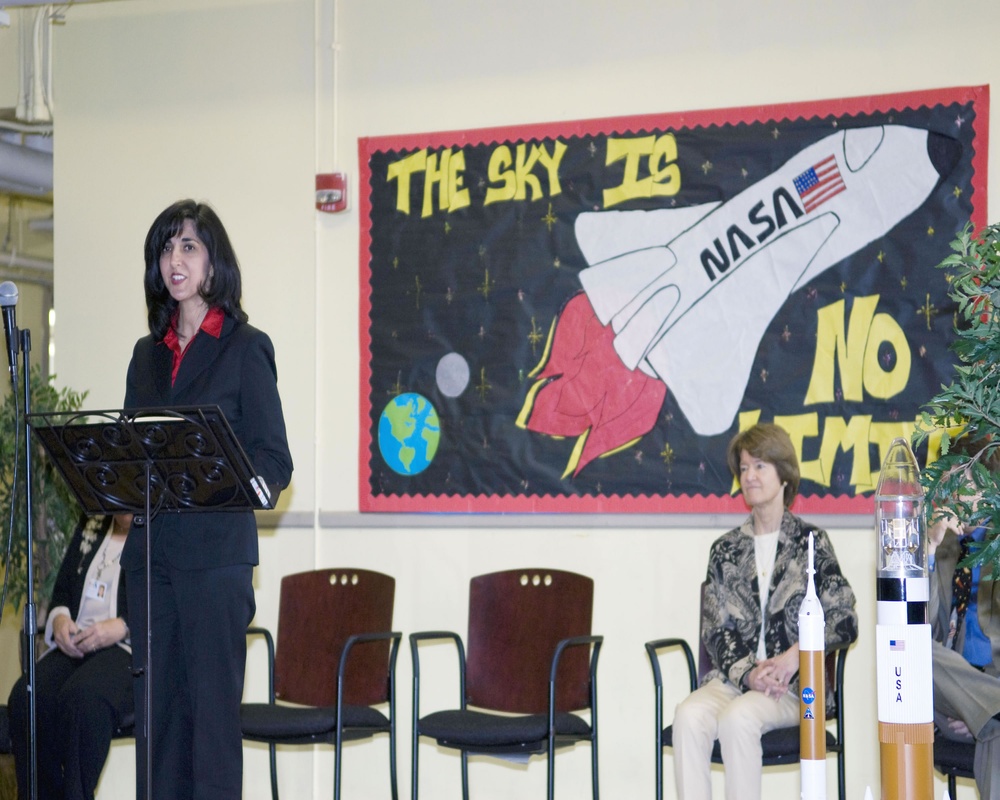 Supriya Jindal visits school