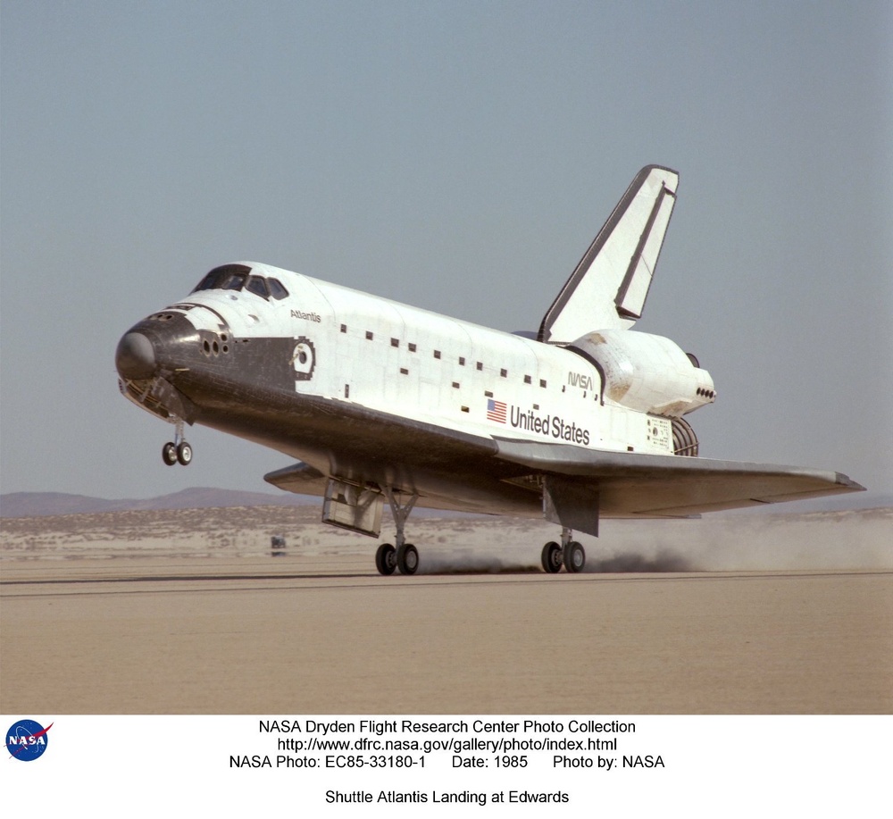 Shuttle Atlantis Landing at Edwards