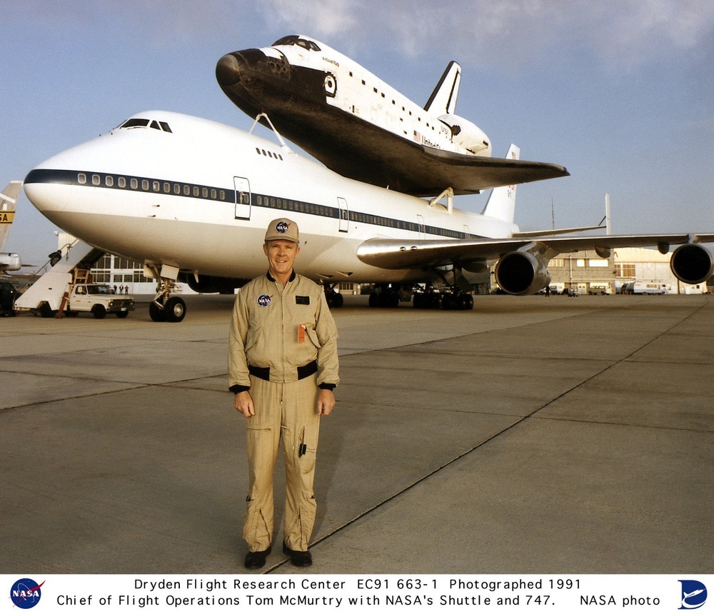 Tom McMurtry - chief of Dryden Flight Operations with STS mated to 747 SCA