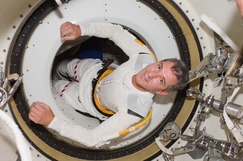 STS-125 MS1 Good in the MDDK after EVA2