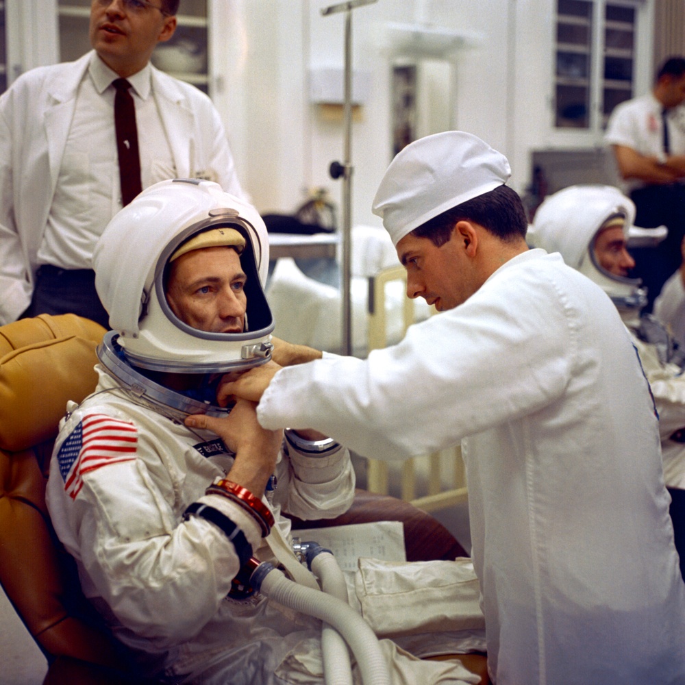 Eisele,Donn F. - Altitude Chamber Test