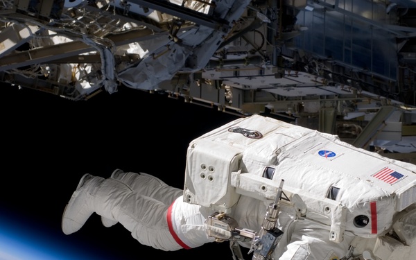 STS-124 EVA 2 JEM Zenith ACBM Prep