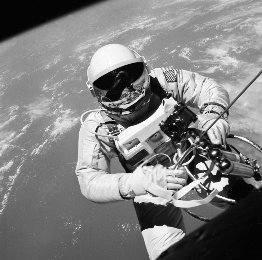 DVIDS - Images - EVA - ASTRONAUT EDWARD H. WHITE II - MISC.