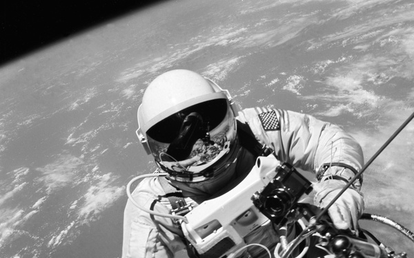 EVA - ASTRONAUT EDWARD H. WHITE II - MISC.