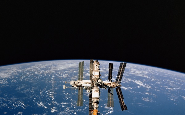 DTO 1118 - Survey of the Mir Space Station