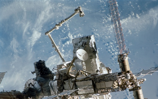 View of the zenith side of the S0 and P6 Trusses and Destiny taken during STS-110's flyaround