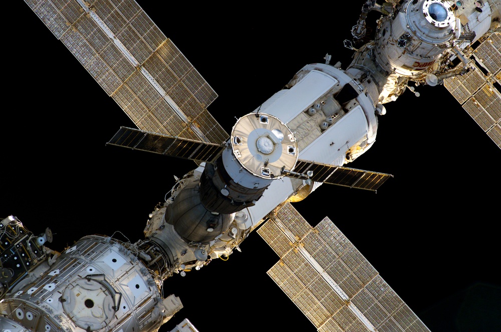 Survey of the ISS during flyaround