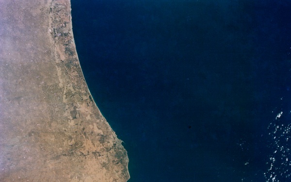 GEMINI-V - EARTH-SKY VIEW - TRIPOLI, LIBYA - OUTER SPACE