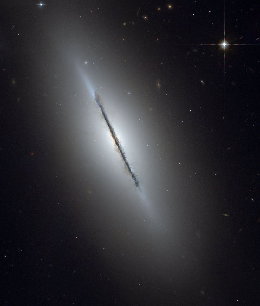 Hubble Sees Galaxy on Edge