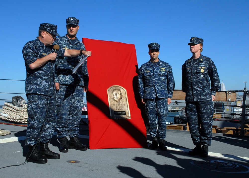 Arleigh Burke Fleet Award