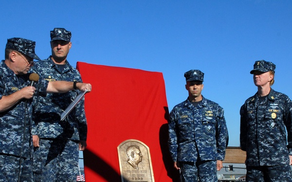 Arleigh Burke Fleet Award