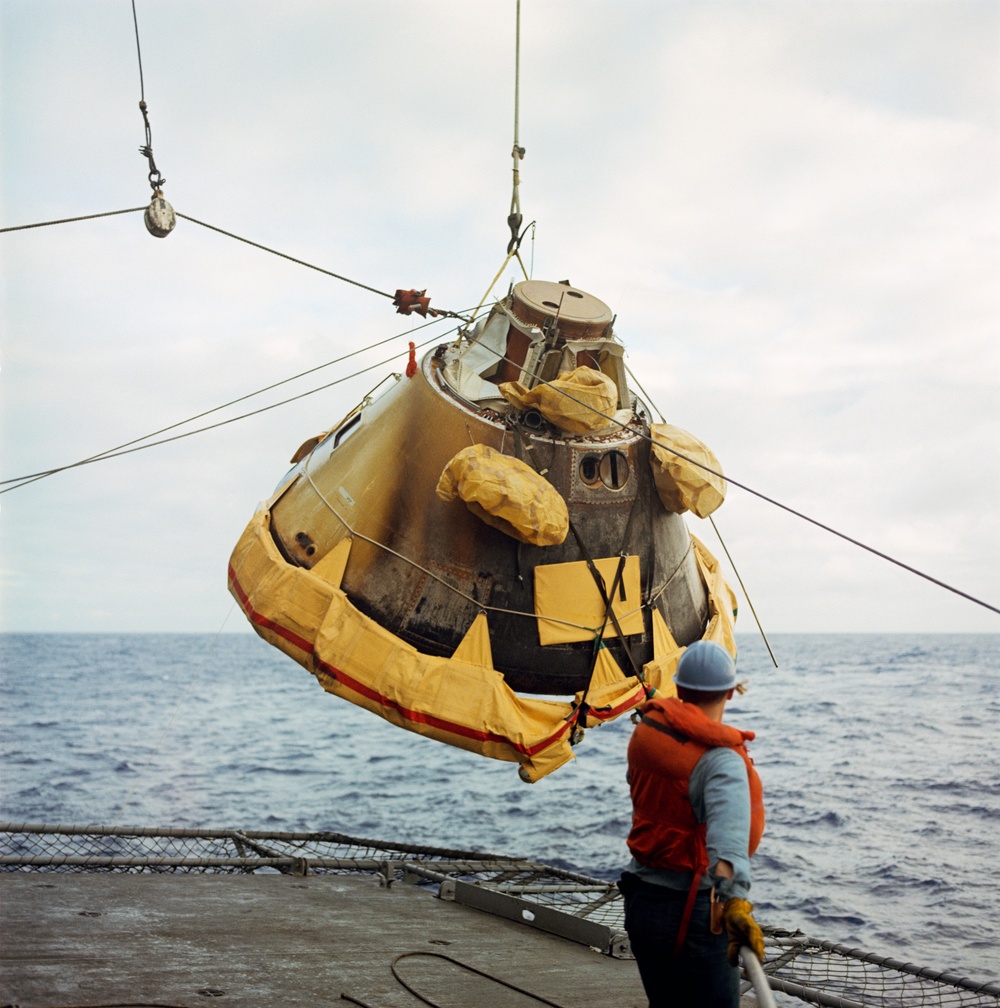 Recovery of Apollo 6 unmmaned spacecraft