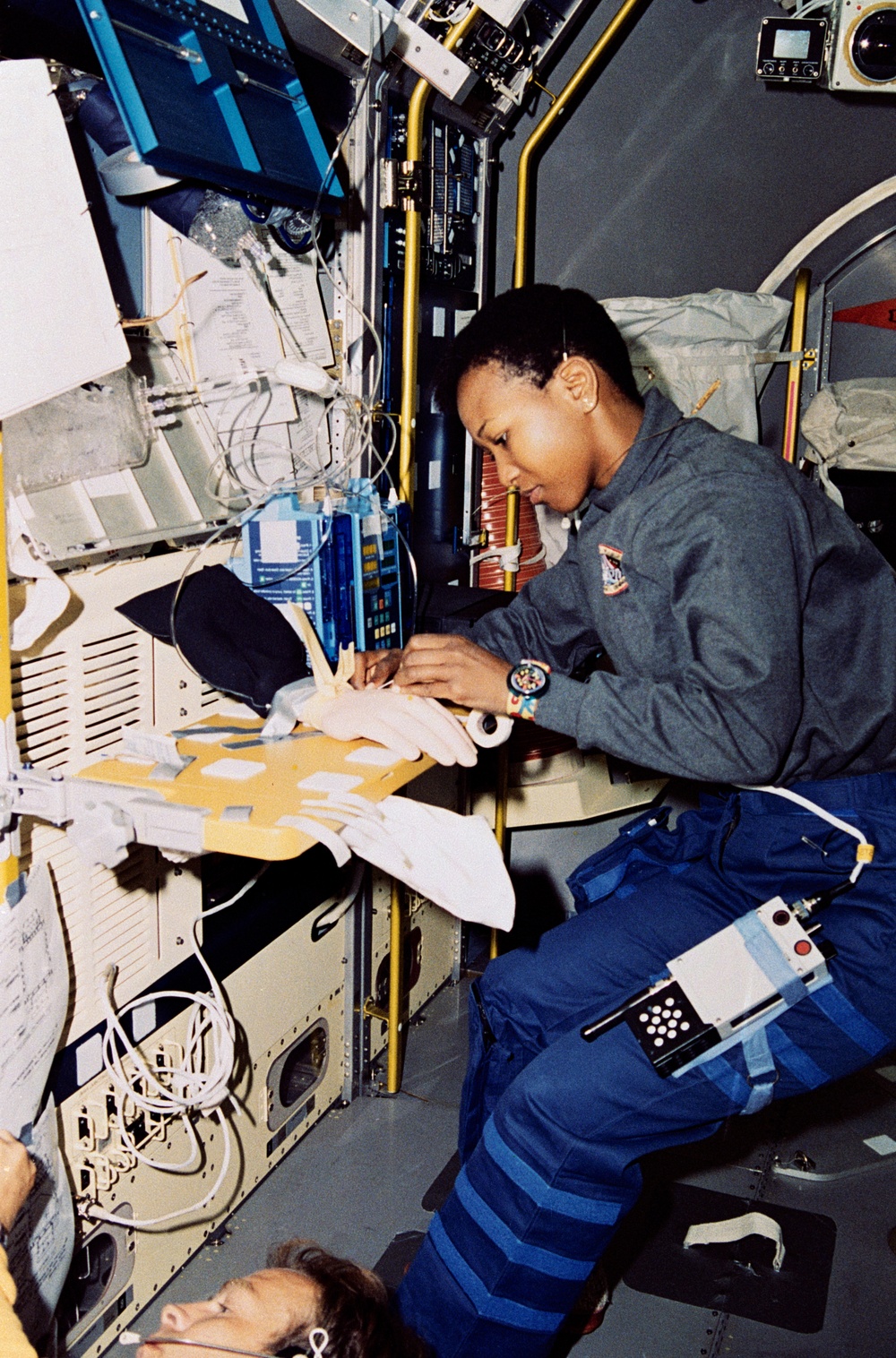 FTS: MS Jemison works with FTS equipment in SLJ