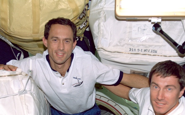 Various views of the STS-88 crew on the Endeavours middeck