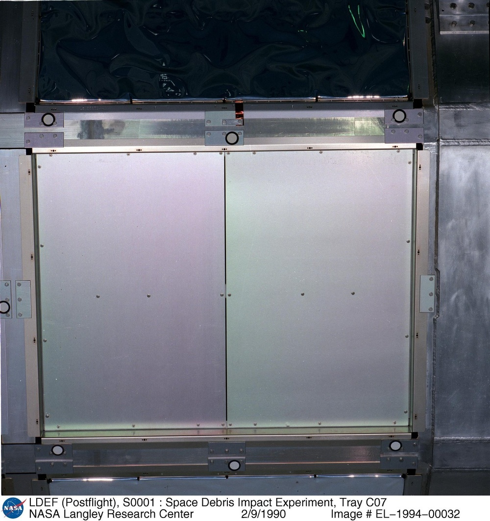 LDEF (Postflight), S0001 : Space Debris Impact Experiment, Tray C07