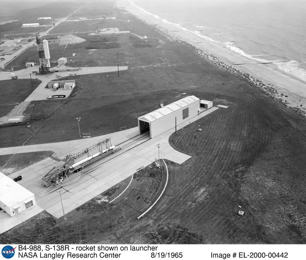 B4-988, S-138R - rocket shown on launcher
