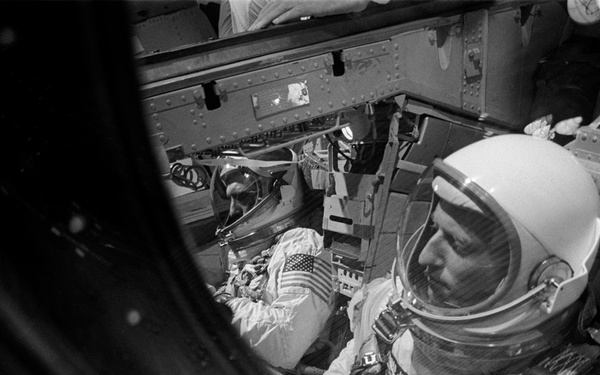 GORDON, RICHARD F., ASTRONAUT - MISC. - GT-11