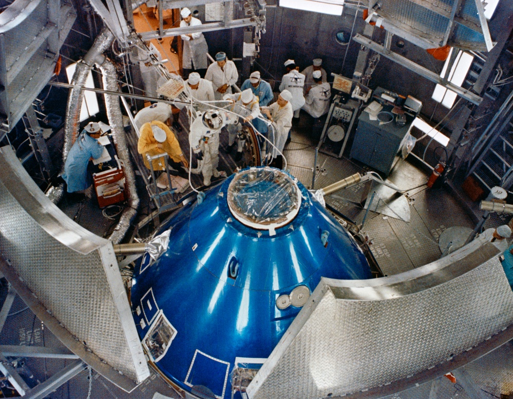 Crew Training- Apollo 9 alt. chamber