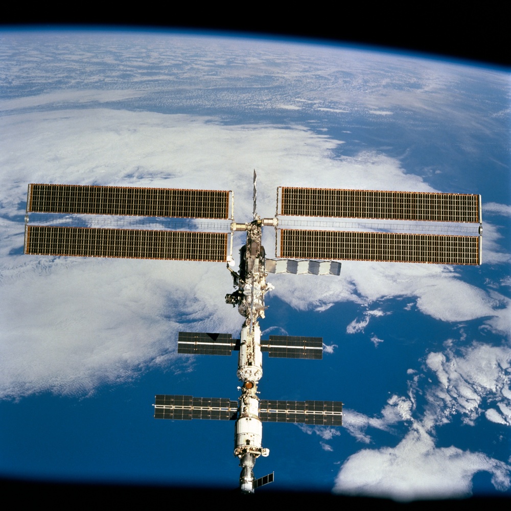 Zenith view of the ISS taken during the final flyaround of the STS-100 mission