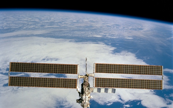 Zenith view of the ISS taken during the final flyaround of the STS-100 mission