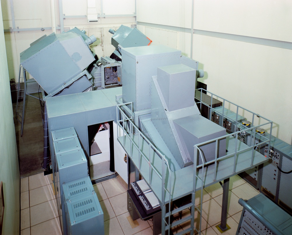 APOLLO MISSION SIMULATOR,  LUNAR MISS-SIM. , TRANSLATION and DOCKING SIM. , PROCEDURES DEVEL. SIM. , WATER IMMERSION FACILITY, CM MOCK-UP, LM MOCK-UP, DYNAMIC CREW PROCEDURES SIMULATOR, LLTV SIM., and PARTIAL