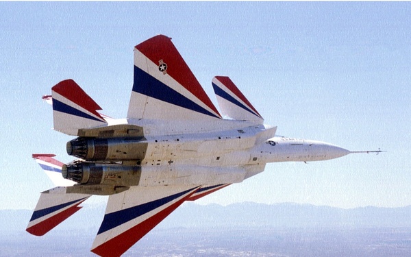 F-15B ACTIVE with Pratt &amp; Whitney F100-PW-229 engines - First supersonic yaw vectoring flight