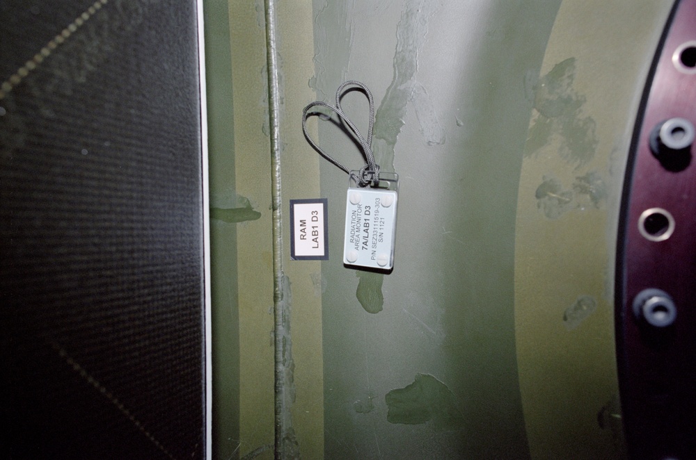 U.S. Lab, Radiation Area Monitor (RAM)(Dosimeter) labeled 7A/LAB1D3