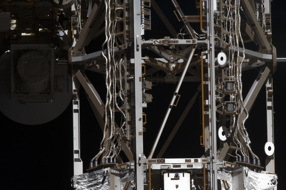 ISS Flyaround views from STS-128