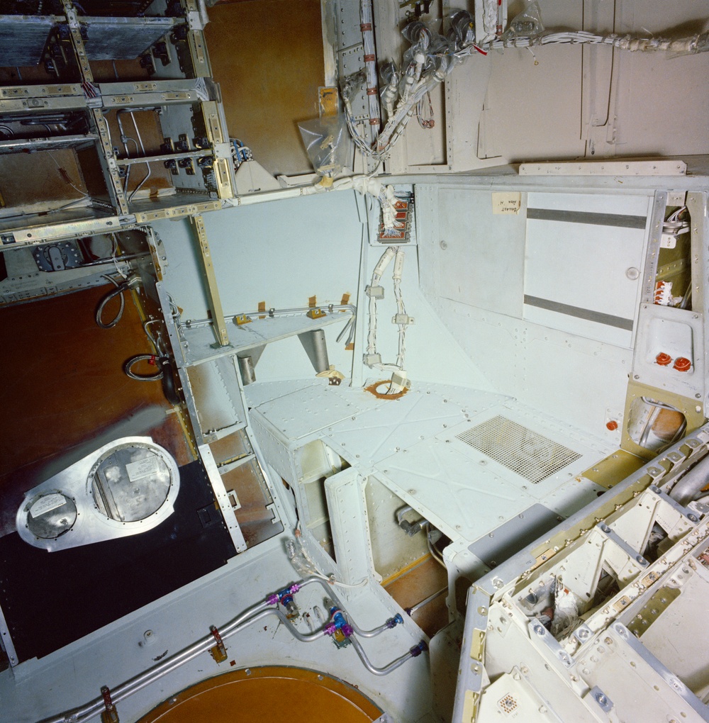 CM 011 INSPECTION SHOTS WITH HEAT SHIELD