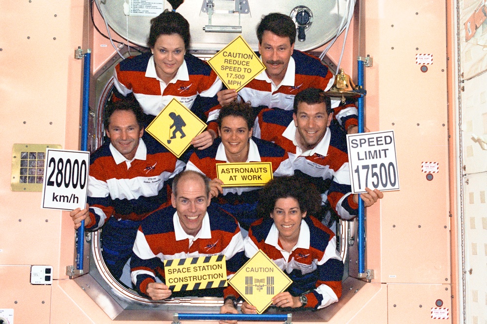 STS-96 In-flight crew portrait in the Node 1/Unity module