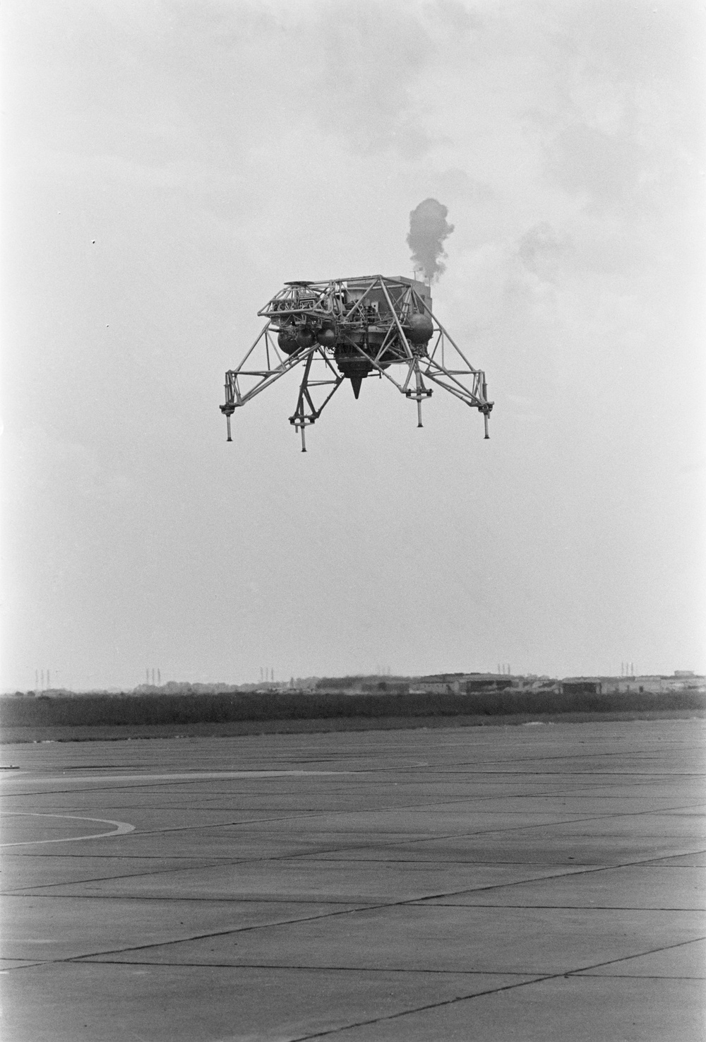 LUNAR SAMPLES - APOLLO 11 Fungus