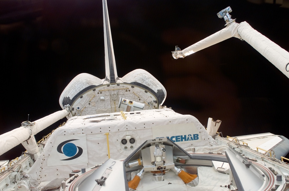 Payload Bay on STS-116 Space Shuttle Discovery