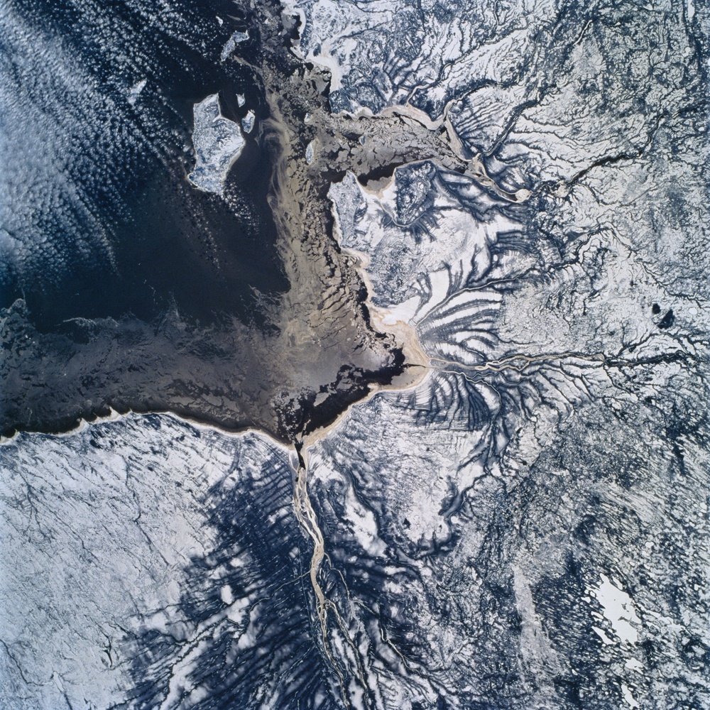 Earth observations taken during STS-74 mission