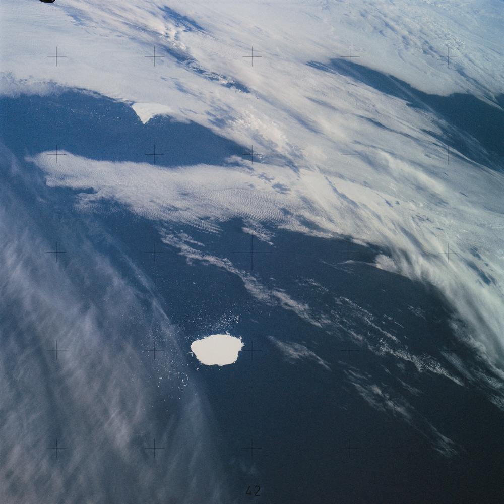 Skylab 4,Earth views,Ice Islands in the South Atlantic Ocean