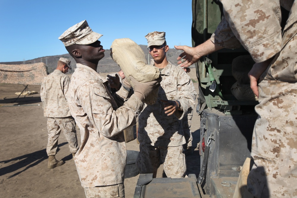 7th ESB Marines take on field exercise