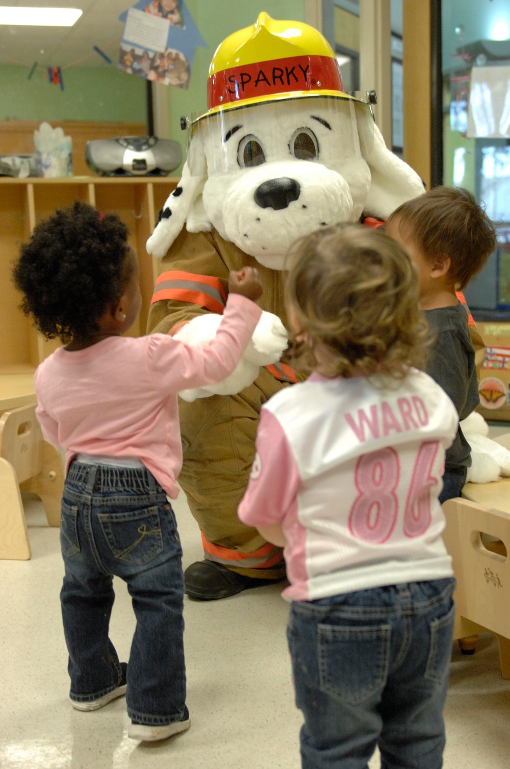 Fire department teaches fire safety