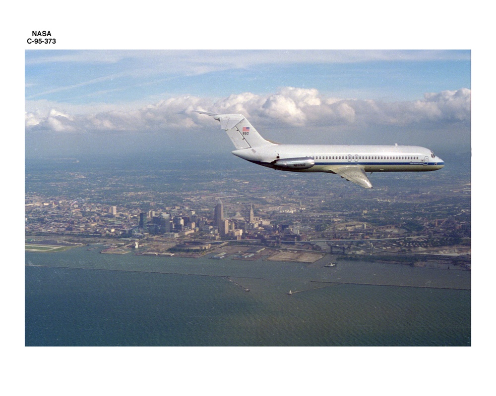 DC-9 AIRPLANE OVER NASA CLEVELAND  SEPTEMBER 23 1994